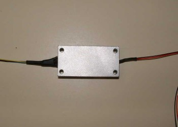 conditionneur-amplificateur_haute-temperature-200°C-pour jauge de contrainte ou thermocouple
